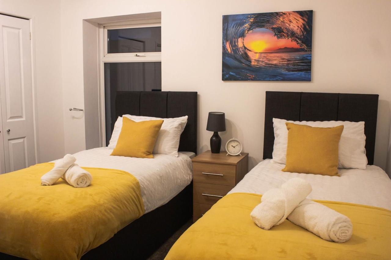 Business Friendly 3br - King Size Beds & Centrally Located